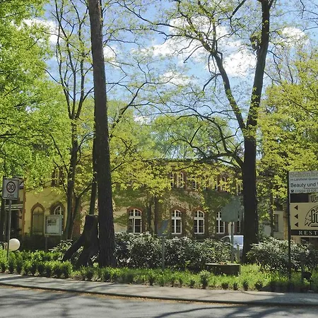 Gustav ゲストハウス